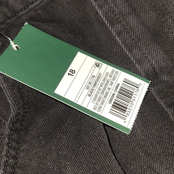 Wild Fable Distressed High Rise Black Jean Shorts Frayed 18 Plus Size NWT - Picture 4 of 7